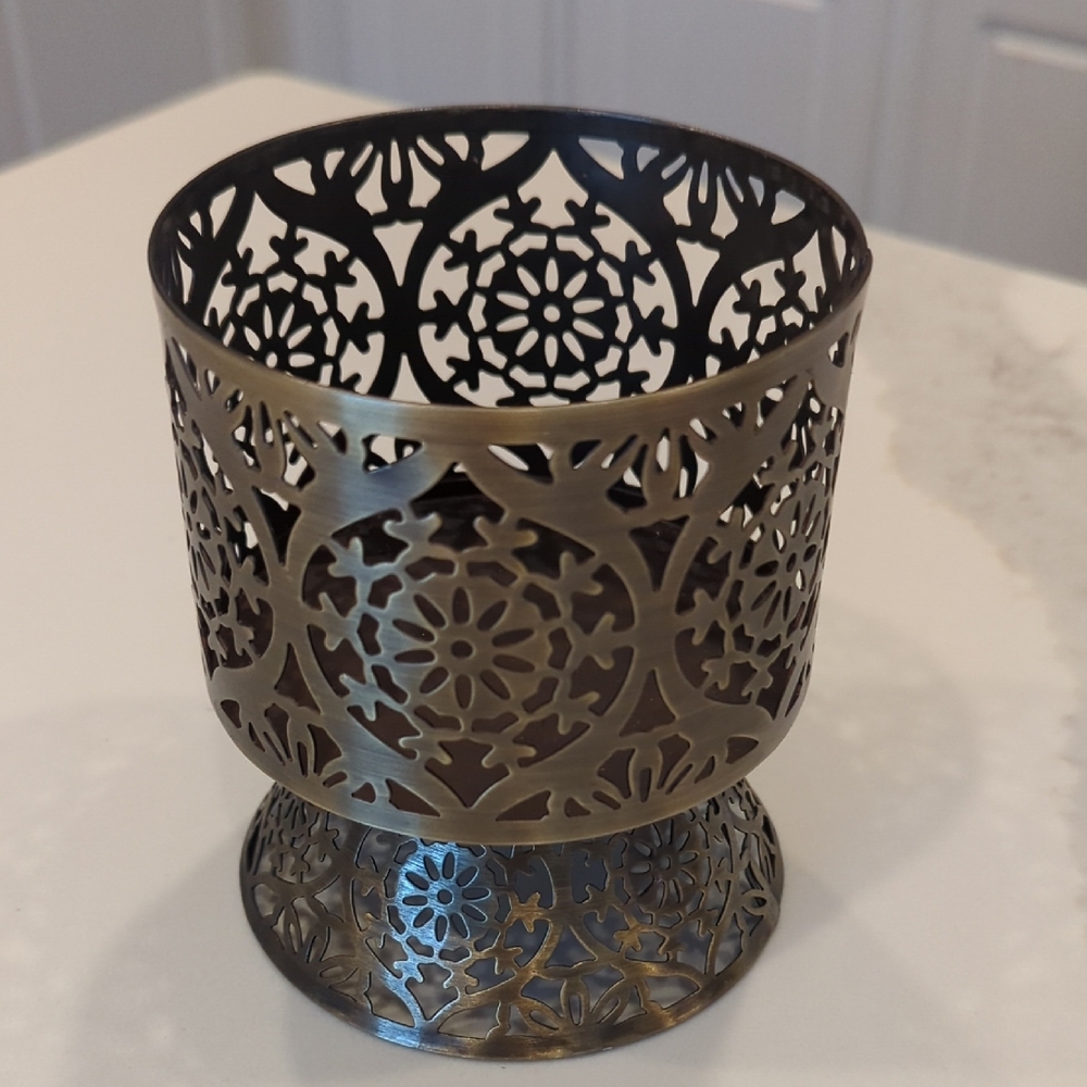 Elegant Metal Candle Holder